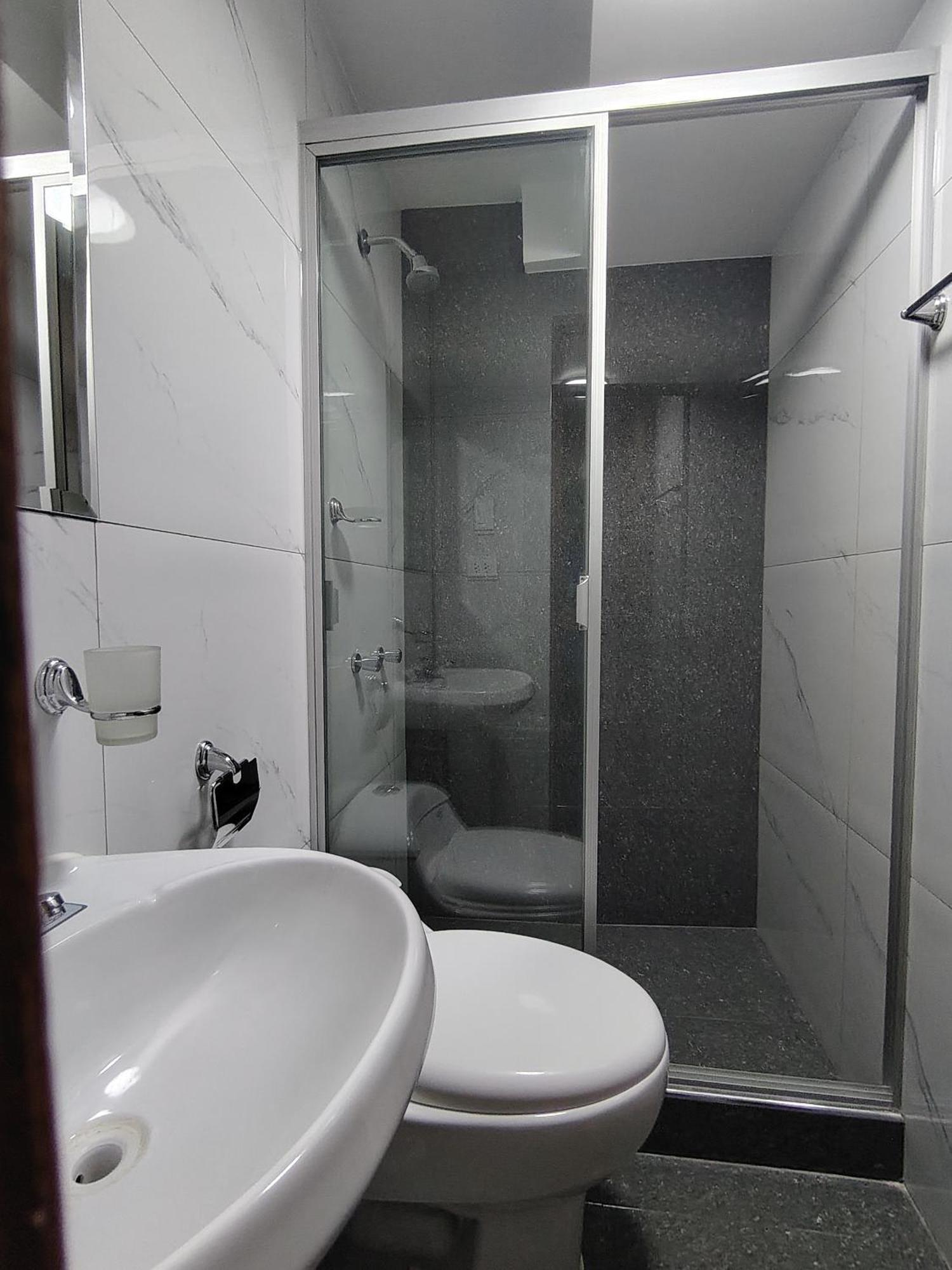 Pensión Hostal Tayta *